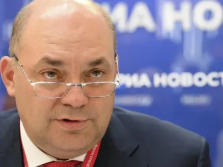 Хищение 200 миллионов из оборонного бюджета — что известно о задержании экс-губернатора Курской области