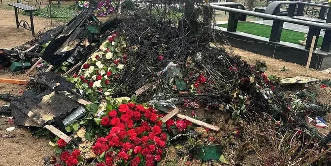 В Крыму подожгли могилу военкора Александра Федорчака